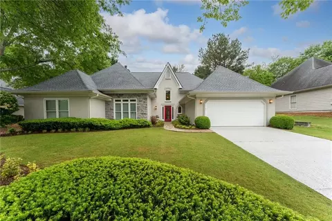 1810 Broadwell Oaks Dr, Alpharetta, GA 30004