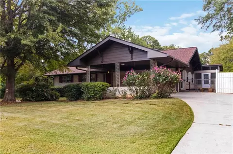 1722 Camelot Cir, Tucker, GA 30084