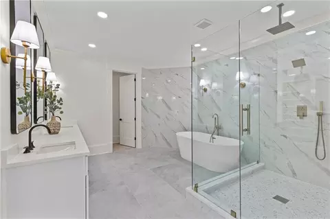 Bath - 3255 Hall Rd, Dacula, GA 30019 photo 4 of 11