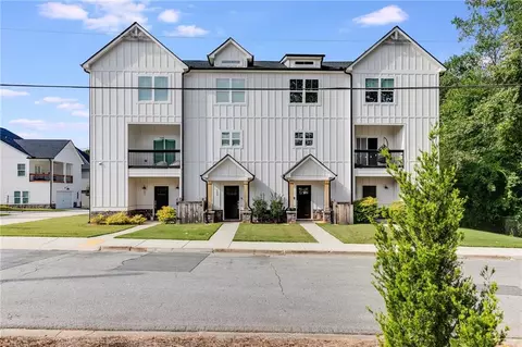 103 W Chandler St, Carrollton, GA 30117