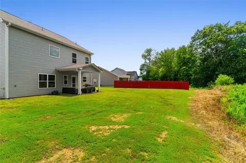 Exterior - 586 Collington Cir, Dalton, GA 30721 photo 3 of 5