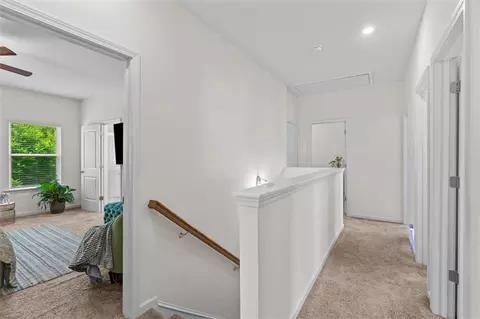 Entry Way - 586 Collington Cir, Dalton, GA 30721 photo 7 of 7
