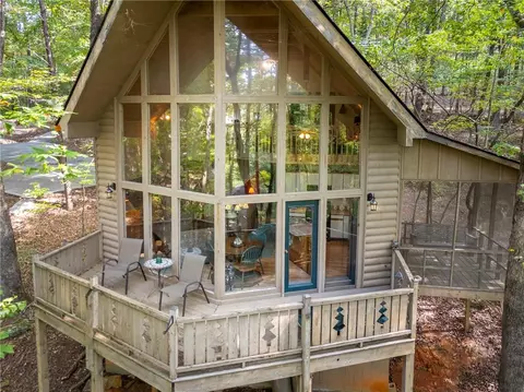 160 Milton Way, Sautee Nacoochee, GA 30571