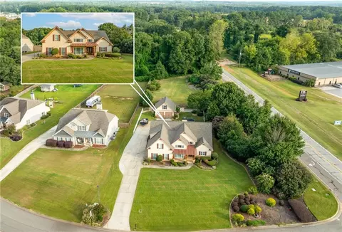 701 Larry Ln, Winder, GA 30680