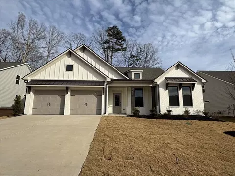 172 Rosewood Park Dr, Hoschton, GA 30548