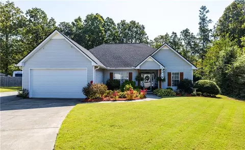 27 Boxwood Ln, Rome, GA 30165