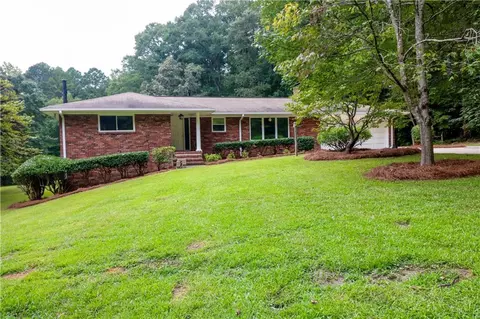 7800 Peters Rd, Fairburn, GA 30213