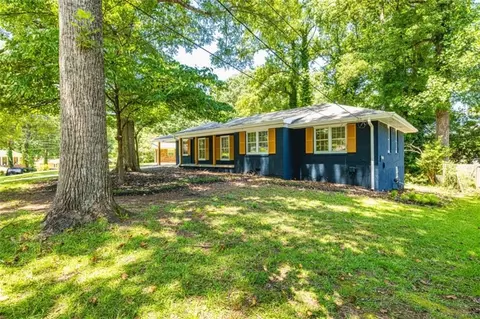 6673 Brookwood Cir, Jonesboro, GA 30236