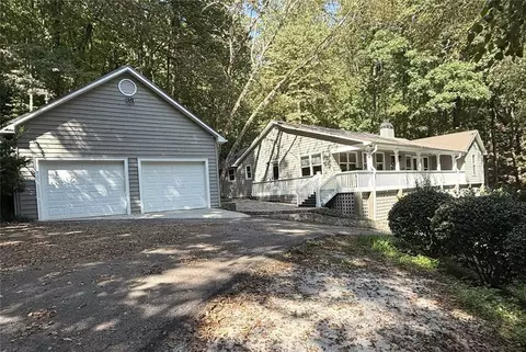 1134 Old Lake Russell Rd, Cornelia, GA 30531