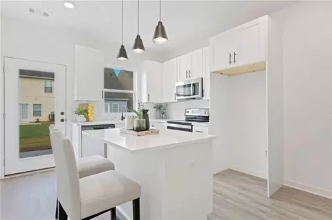 Kitchen - 170 Chandler Trce, Covington, GA 30016 photo 1 of 2