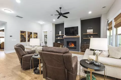 438 Northside Dr, Canton, GA 30115 photo 6