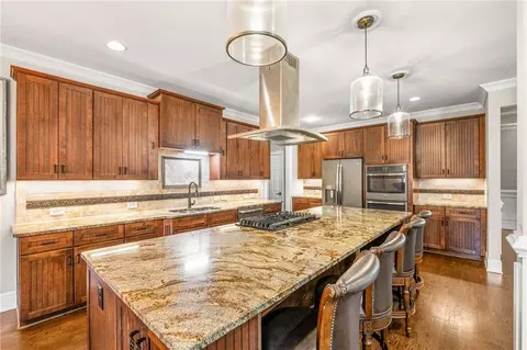Kitchen - 580 Grimsby Ct, Suwanee, GA 30024 photo 5 of 5