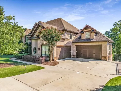 Exterior - 580 Grimsby Ct, Suwanee, GA 30024 photo 7 of 13