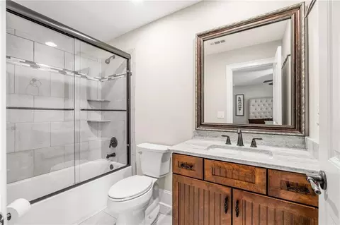 Bath - 580 Grimsby Ct, Suwanee, GA 30024 photo 6 of 6