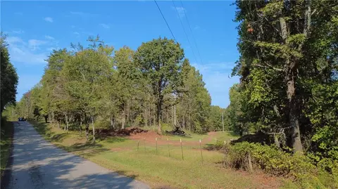 744 Moores Gin Rd, Fairmount, GA 30139