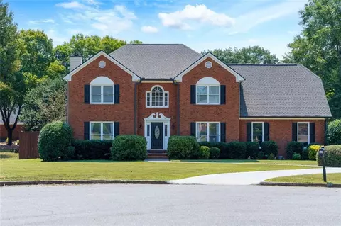 275 Briar Patch Ln, Cartersville, GA 30120