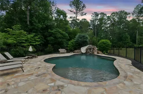 28 Dawson Manor Ct, Dawsonville, GA 30534