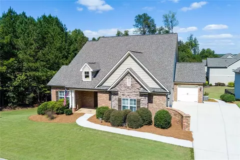 217 Sweetbriar Club Dr, Woodstock, GA 30188