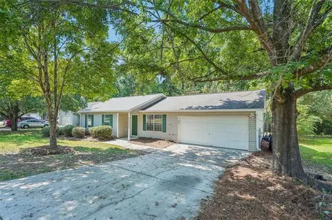 273 Village Dr, Mcdonough, GA 30253