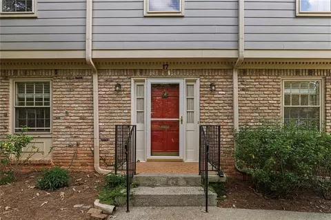 17 Kensington Rd, Avondale Estates, GA 30002