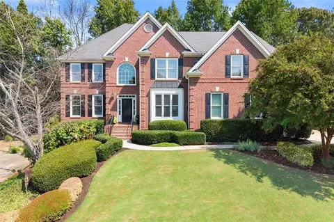 825 Highland Bend Cv, Alpharetta, GA 30022