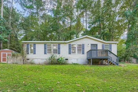 2255 Old Scenic Dr, Villa Rica, GA 30180