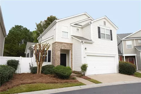295 Hiawassee Dr, Woodstock, GA 30188
