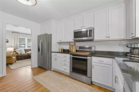 Kitchen - 2901 Ringle Rd, Chamblee, GA 30341 photo 2 of 4