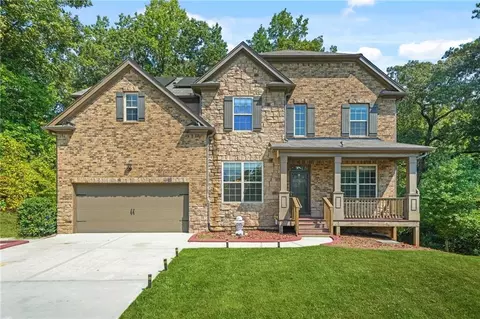 102 Red Wolf Ct, Atlanta, GA 30349