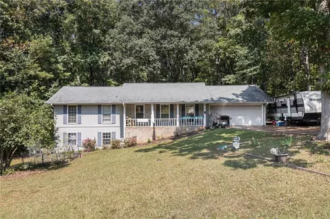 125 Kay Cir, Covington, GA 30014 photo 3