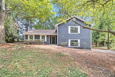2446 Turtle Brk, Marietta, GA 30066