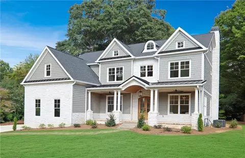 1661 Oak Grove Rd, Decatur, GA 30033