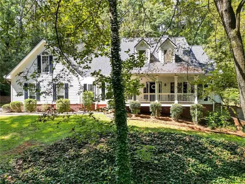 5090 Eubanks Rd, Woodstock, GA 30188