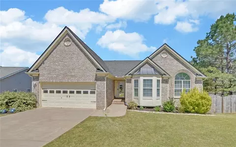 2800 Araglin Dr, Dacula, GA 30019