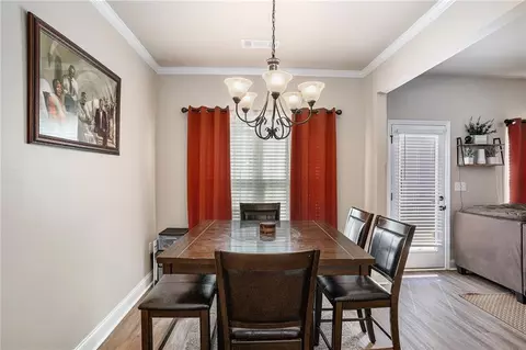 Dining - 2275 Church St, Hampton, GA 30228 photo 2 of 2