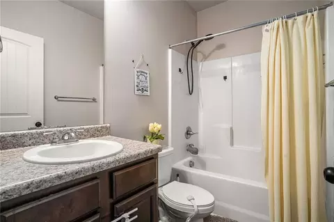 Bath - 2275 Church St, Hampton, GA 30228 photo 3 of 3