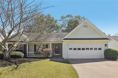 4166 Mcever Park Dr, Acworth, GA 30101