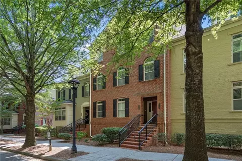 2718 Wander Ln, Alpharetta, GA 30022