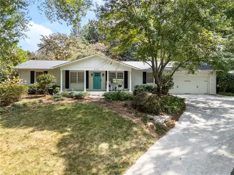 4143 Commodore Dr, Atlanta, GA 30341