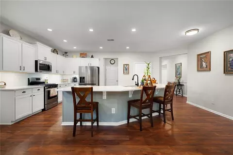 Kitchen - 205 Willowbrook Dr SE, Calhoun, GA 30701 photo 1 of 4