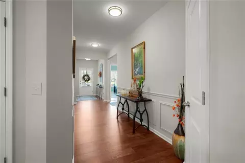 Entry Way - 205 Willowbrook Dr SE, Calhoun, GA 30701 photo 3 of 4