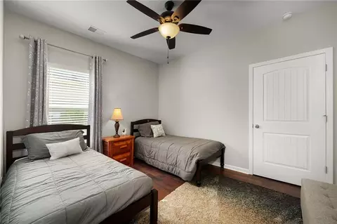Bedroom - 205 Willowbrook Dr SE, Calhoun, GA 30701 photo 2 of 4