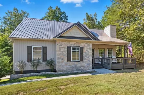 184 Talon Dr SE, Rydal, GA 30171