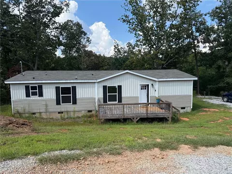865 Iberian Rd, Dahlonega, GA 30533