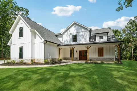 613 Ann Ct, Woodstock, GA 30188