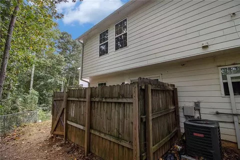 Exterior - 2995 Fields Dr, Lithonia, GA 30038 photo 6 of 11