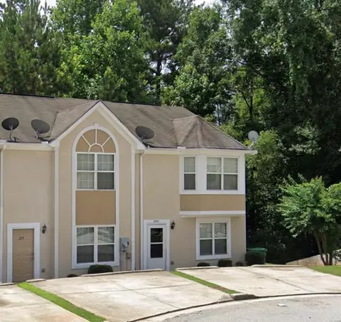 2995 Fields Dr, Lithonia, GA 30038