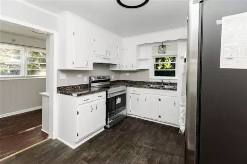 Kitchen - 31 Craig St, Toccoa, GA 30577 photo 1 of 2