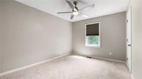 80 Broadlands Dr, White, GA 30184 photo 12
