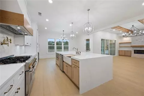 Kitchen - 3287 Hall Rd, Dacula, GA 30019 photo 5 of 7